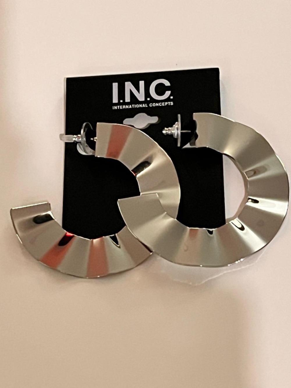 INC International Concepts Silver Scalloped Hoop Earrings